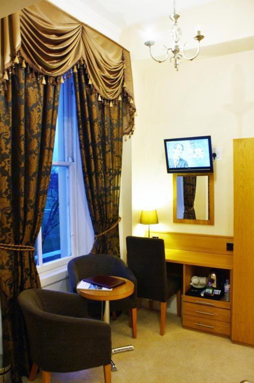 Culane House - Guest house